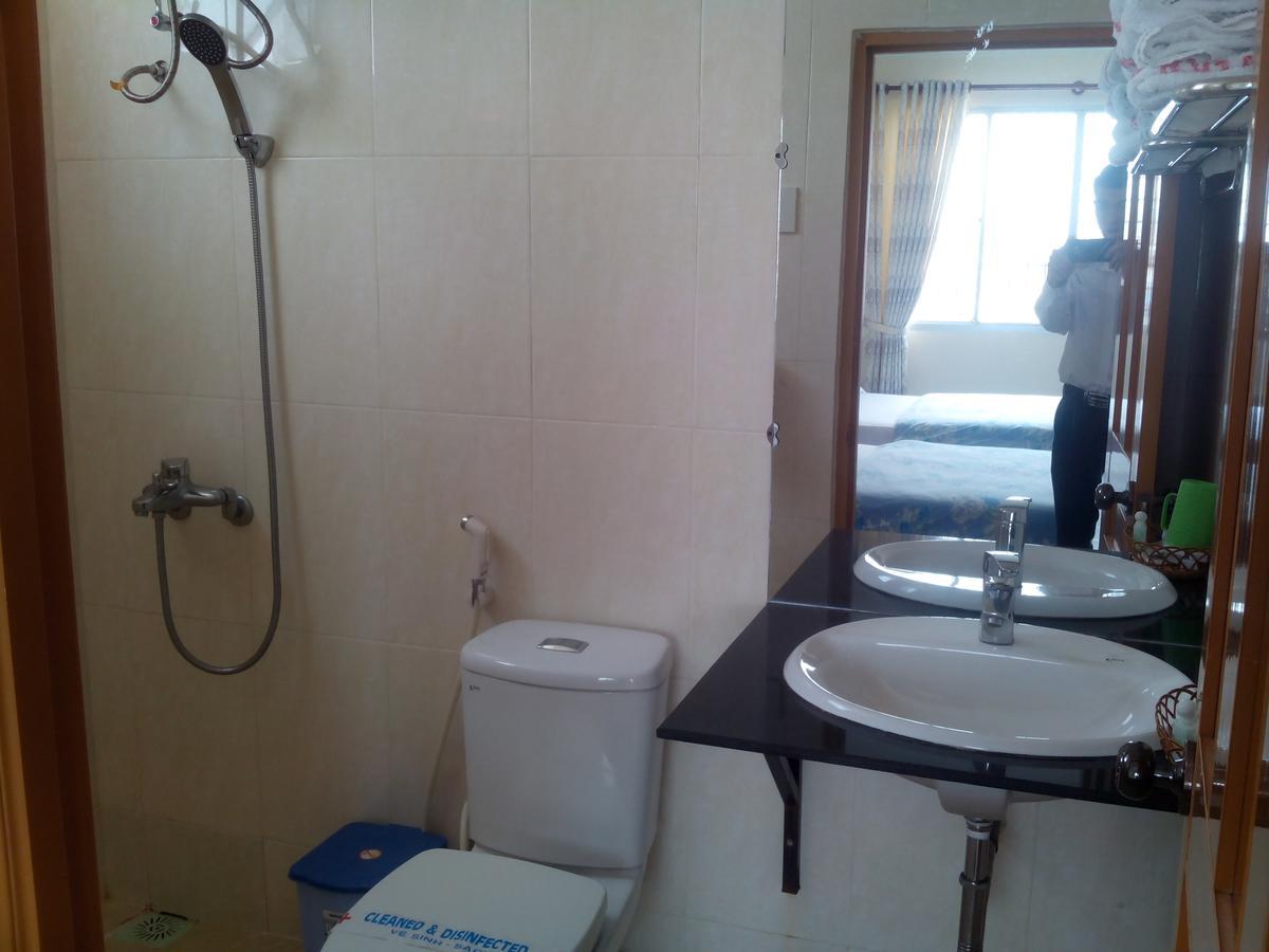 A Dong Hotel Đà Lạt Extérieur photo